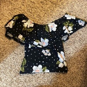 95% polyester 5% spandex